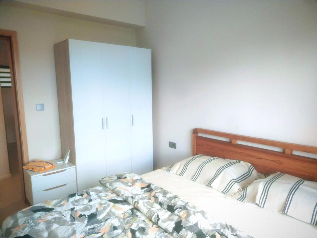 Postel nebo postele na pokoji v ubytování Sky Sunrise two rooms apartment
