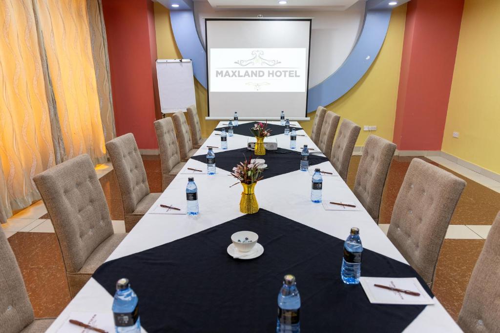 Konferenční prostory v ubytování Maxland Hotel