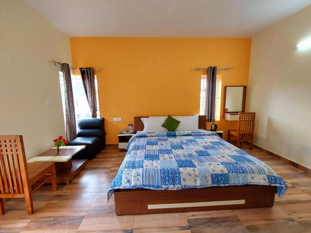 Postel nebo postele na pokoji v ubytování Serenity inn