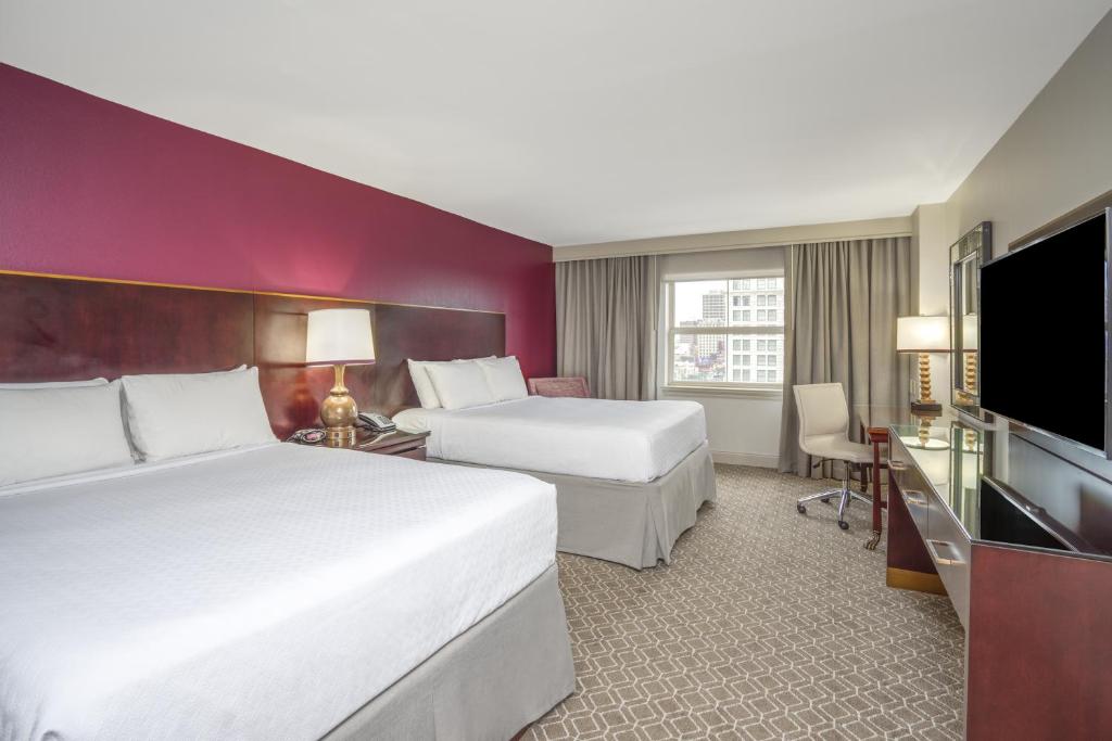 Astor Crowne Plaza- Corner of Bourbon Street - 