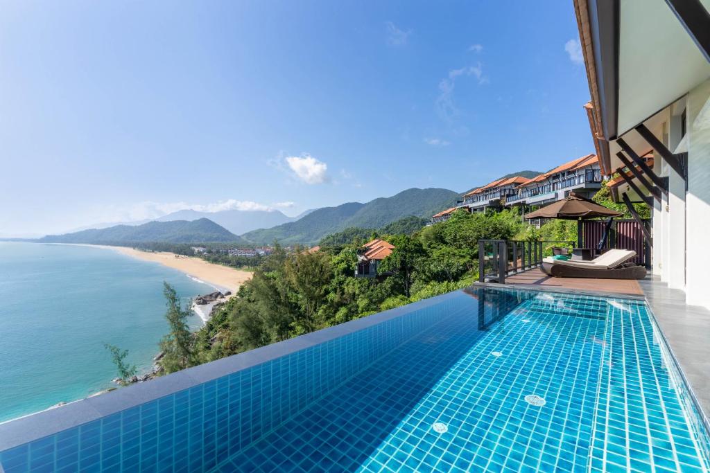 Biệt Thự 1 Phòng Ngủ Có Hồ Bơi Bên Sườn Đồi Nhìn Ra Biển