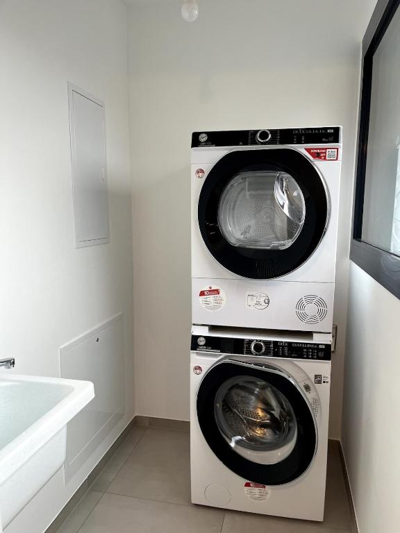 Locarno Center - Casa Incanto - Free Parking & Washer - Resim 17