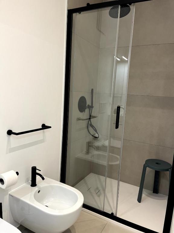 Locarno Center - Casa Incanto - Free Parking & Washer - Resim 11