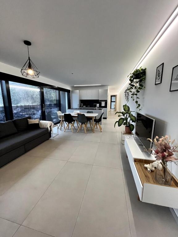 Locarno Center - Casa Incanto - Free Parking & Washer - Resim 7