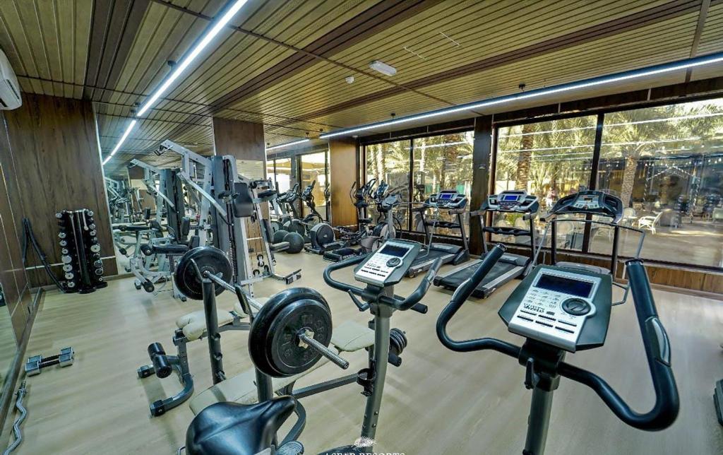 Fitness centrum a/nebo fitness zařízení v ubytování Asfar Resorts Al Ain