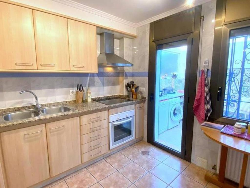 A kitchen or kitchenette at Bages
