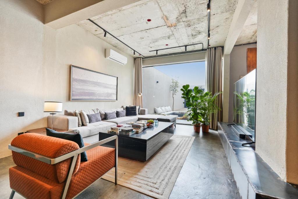 Posezení v ubytování Portal Chalets With Private Pool - AlQirwan