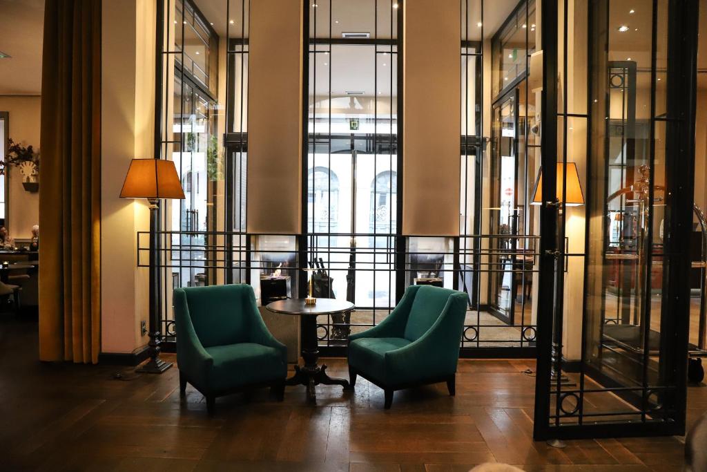 Posezení v ubytování The Dominican, Brussels, a Member of Design Hotels