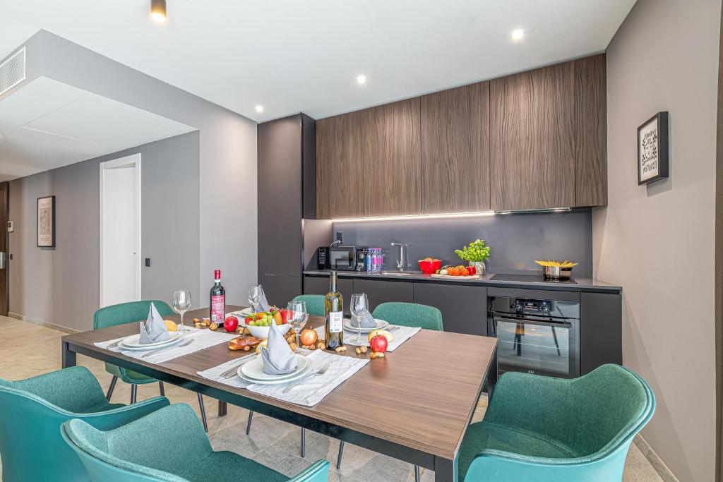 ICON H Lugano - Luxury Suites & Apartments - Resim 5