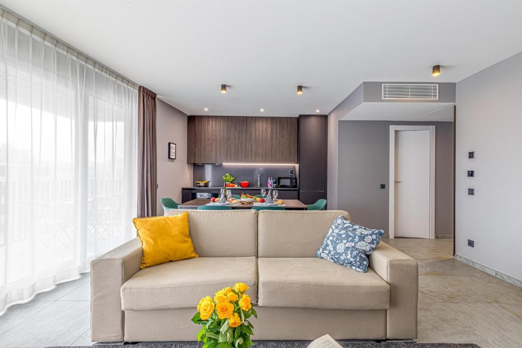 
Two Bedroom Apartment with Balcony 2
