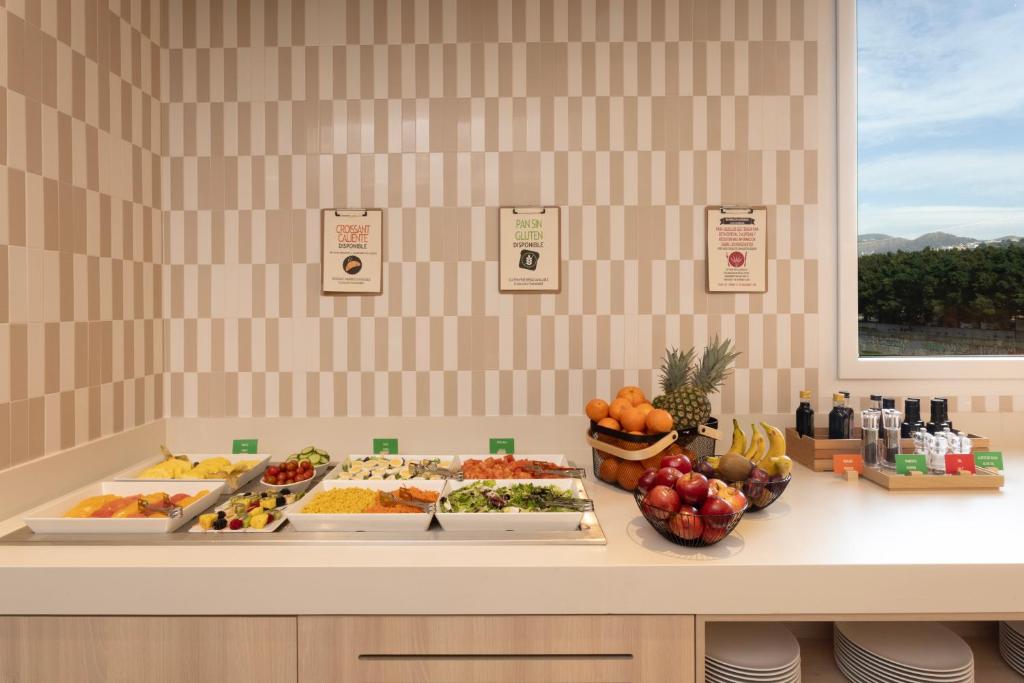 Hampton By Hilton Malaga Martiricos - Resim 37