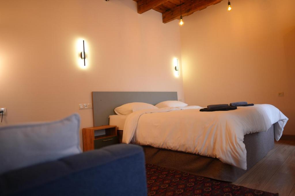 Postel nebo postele na pokoji v ubytování Castle Gyumri