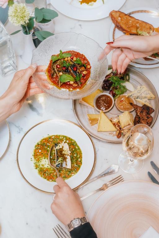 Reichshof Hotel Hamburg - Resim 30