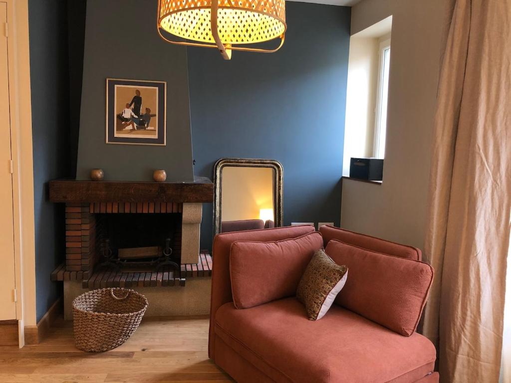 Χώρος καθιστικού στο Maison d'Alice - Maison indépendante en centre-ville avec parking