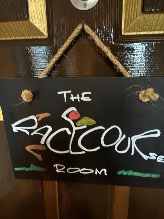 Fifteens of Chester - Resim 23