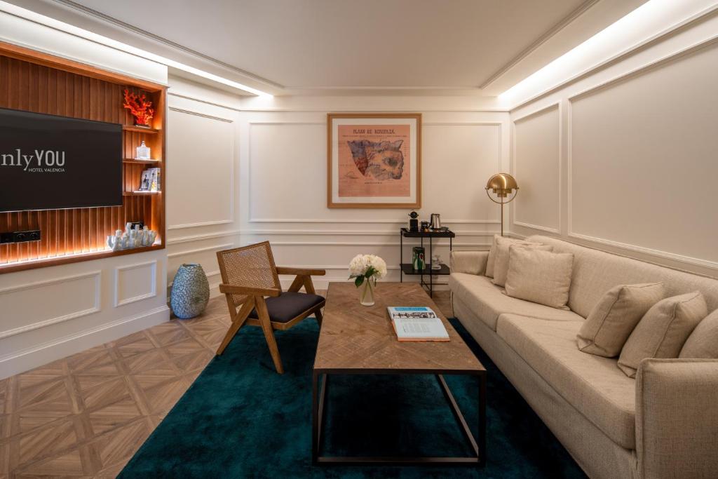 Only YOU Hotel Valencia - Homey Suite