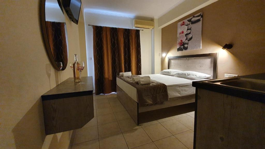 Calypso Beach Hotel - 14