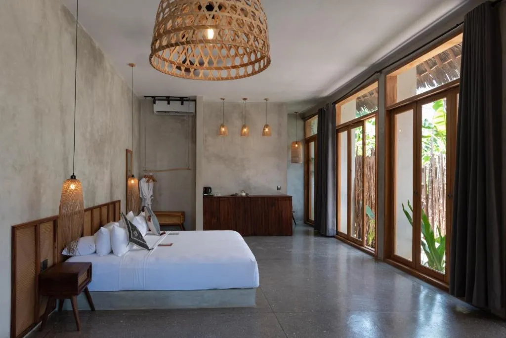 King Suite with Ocean View