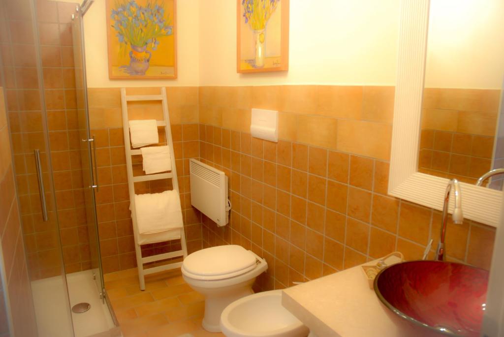 Koupelna v ubytování Art Gallery B&B Foresteria