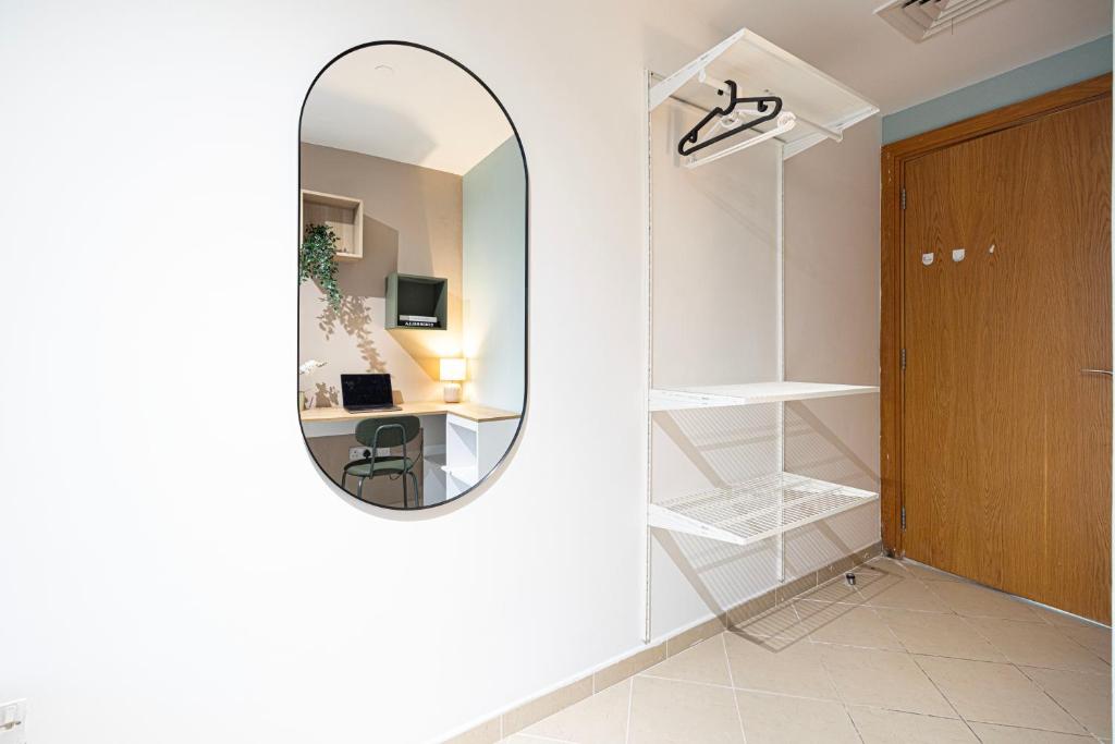 Fotografie z fotogalerie ubytování Next'Living - Luxury Private Room in a CoLiving Villa v Dubaji