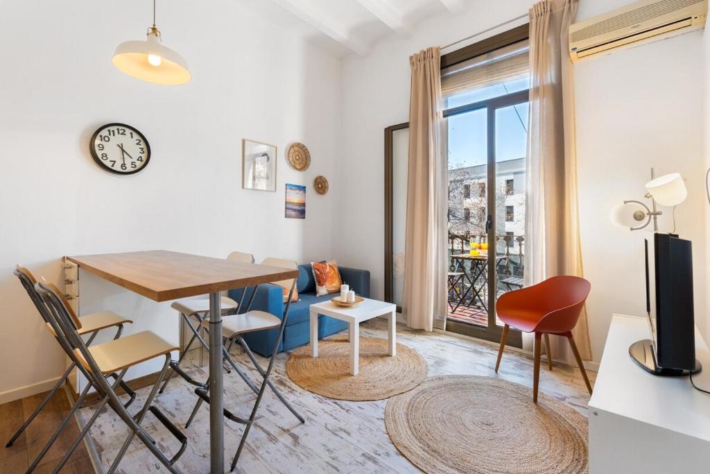 Lodging Apartments Pere IV