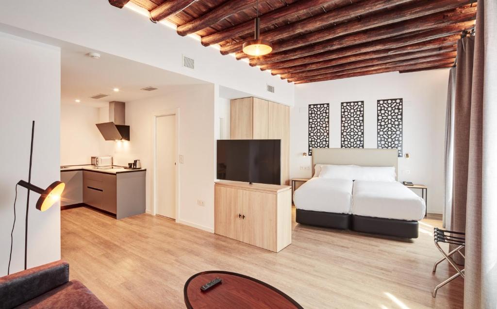 Sercotel Granada Suites - Resim 14