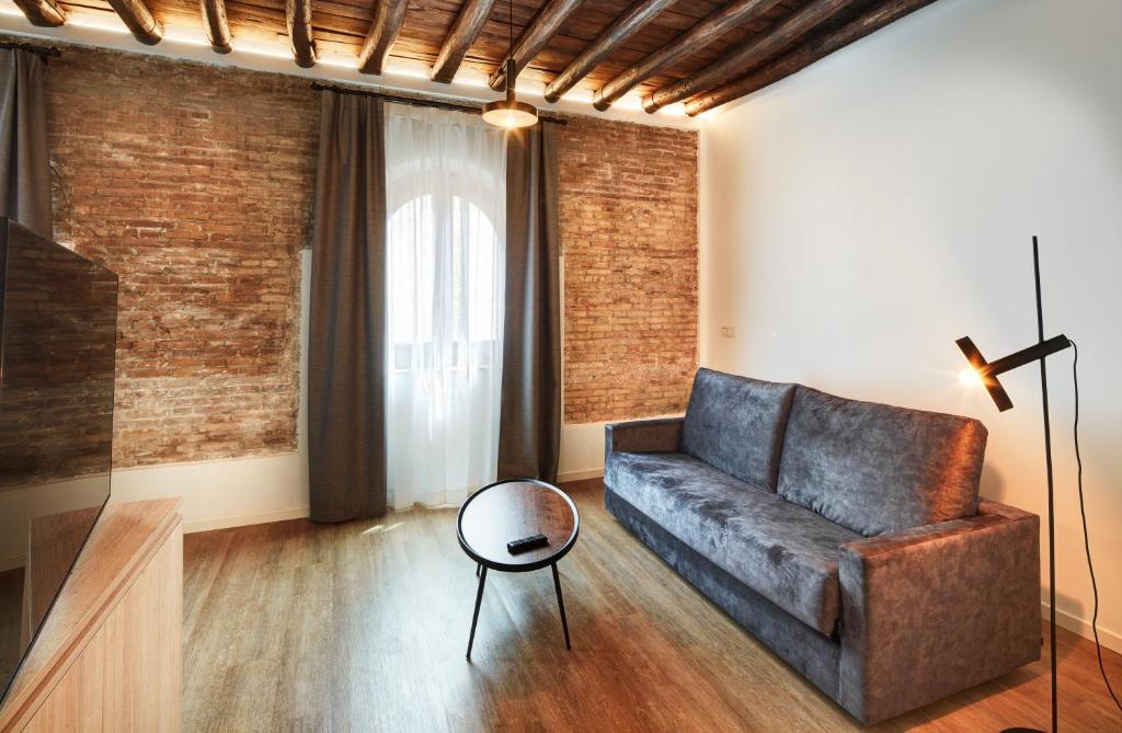 Posezení v ubytování Sercotel Granada Suites