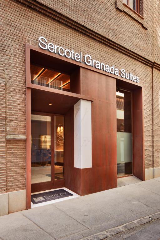 Sercotel Granada Suites - Resim 8