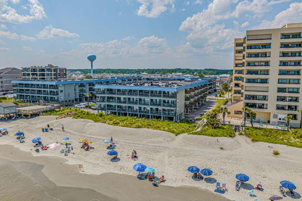 Ein Strand an oder in der Nähe des Ferienhauses