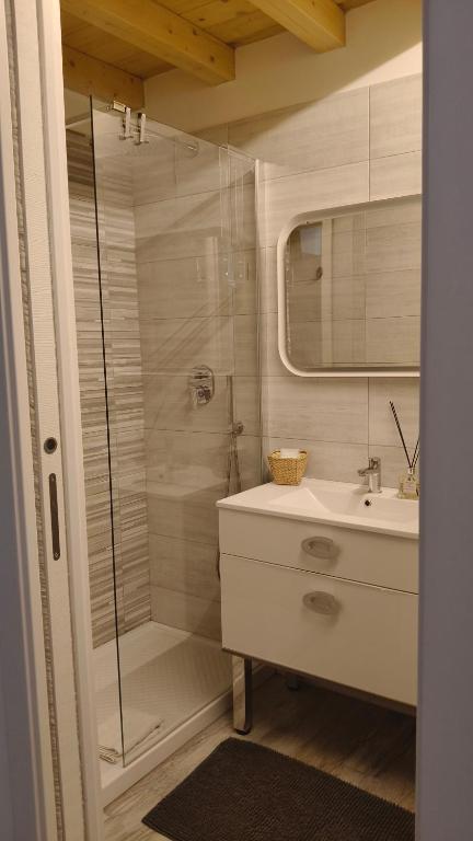 Koupelna v ubytování TRANI LA GRAZIA b&b