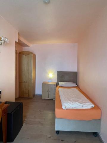 Hotel Am Roonplatz - Resim 10