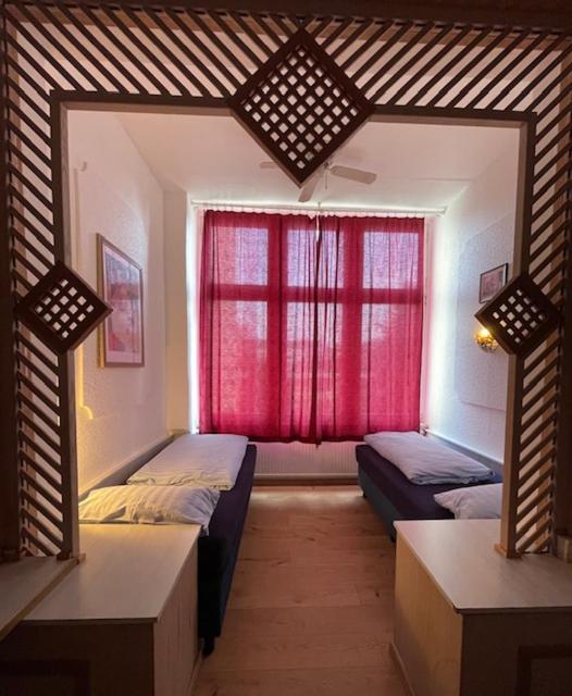 Hotel Am Roonplatz - Resim 21