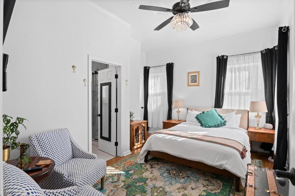 Flora House Denver photo