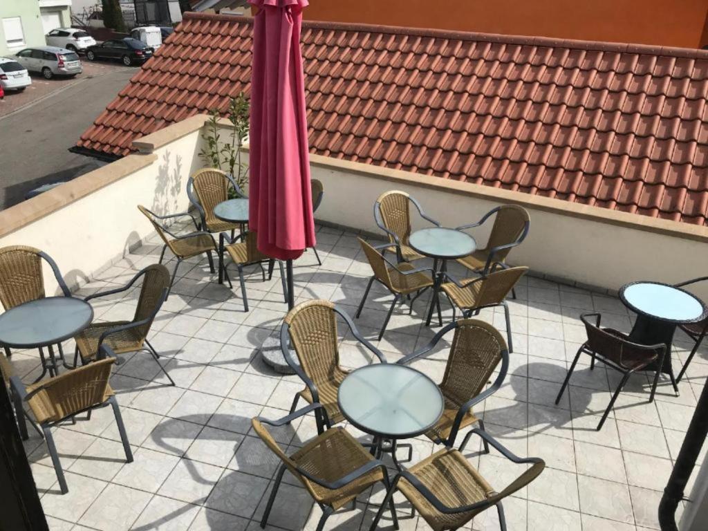 Restaurace v ubytování Gästehaus Elzblick