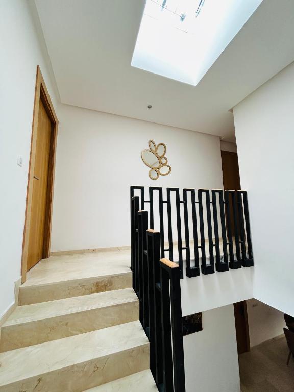 Fotografie z fotogalerie ubytování Azure Nest - Sea View Duplex with Golf and Pool Access in Taghazout Bay v destinaci Tamraght Ouzdar