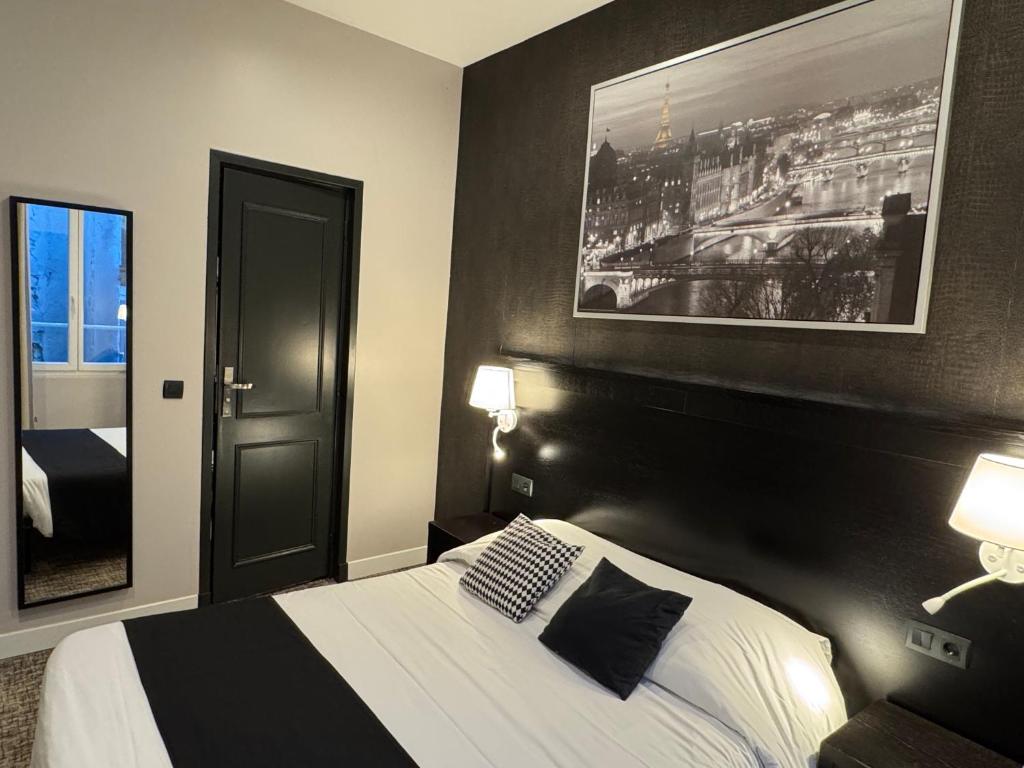 Trocadero - Standard Double Room
