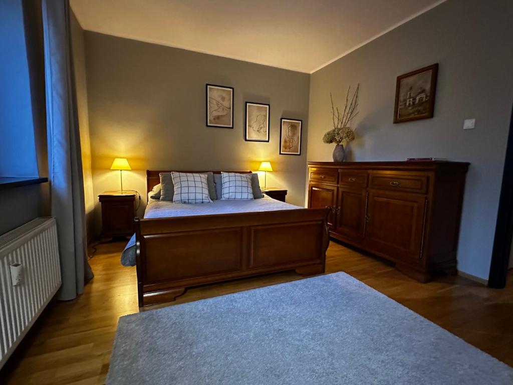 Postel nebo postele na pokoji v ubytování Dobra 19