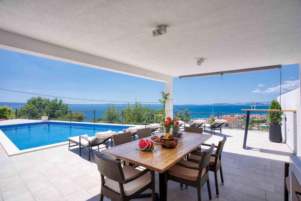 Πισίνα στο ή κοντά στο Luxury apartment Life