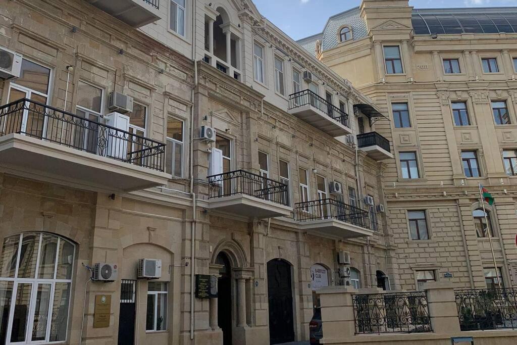 lux-historical-apartment-baku-baku-updated-prices-2026