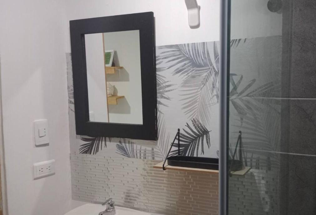 Koupelna v ubytování Hermoso e iluminado apartamento.