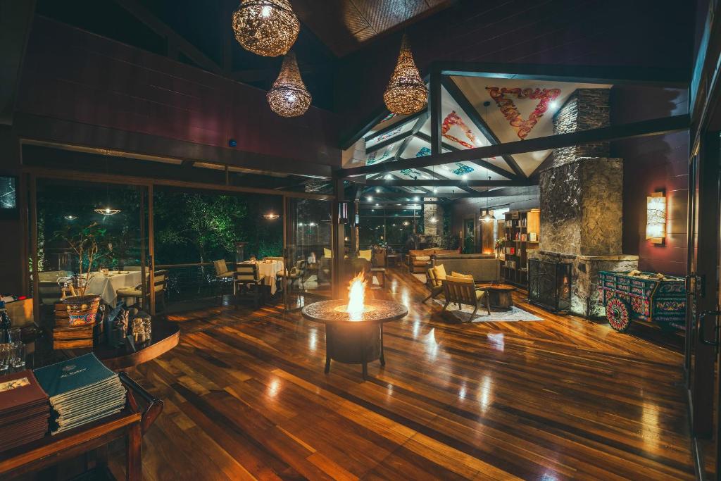 Restaurace v ubytování El Silencio Lodge & Spa Costa Rica