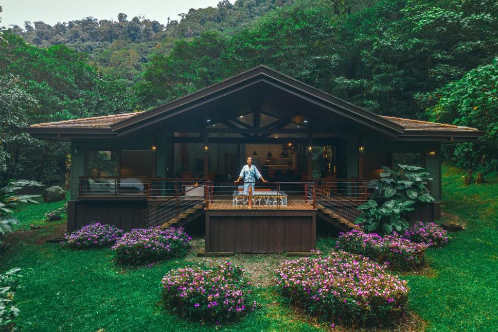 Zahrada ubytování El Silencio Lodge & Spa Costa Rica