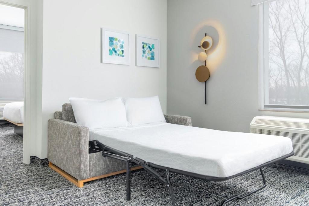 TownePlace Suites by Marriott Holland photo