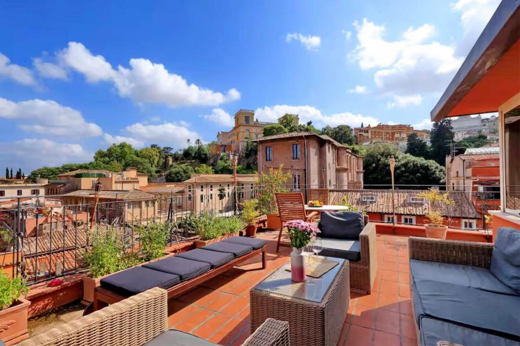 Trastevere Penthouse amazing terrace