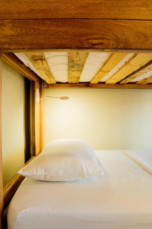 Postel nebo postele na pokoji v ubytování Lucca Hostel Medellín