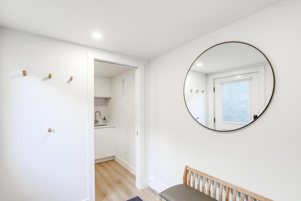 Galeriebild der Unterkunft Less Than 1 Block to City Park New-Build Apt in Denver! in Denver
