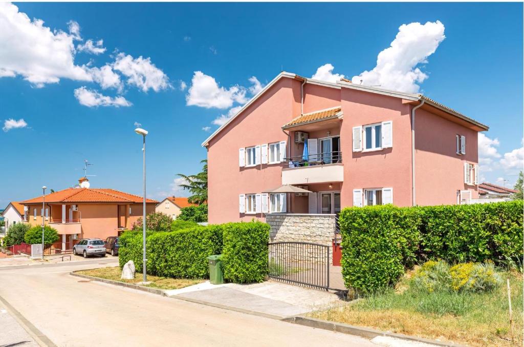 Budova, kde se apartmán nachází