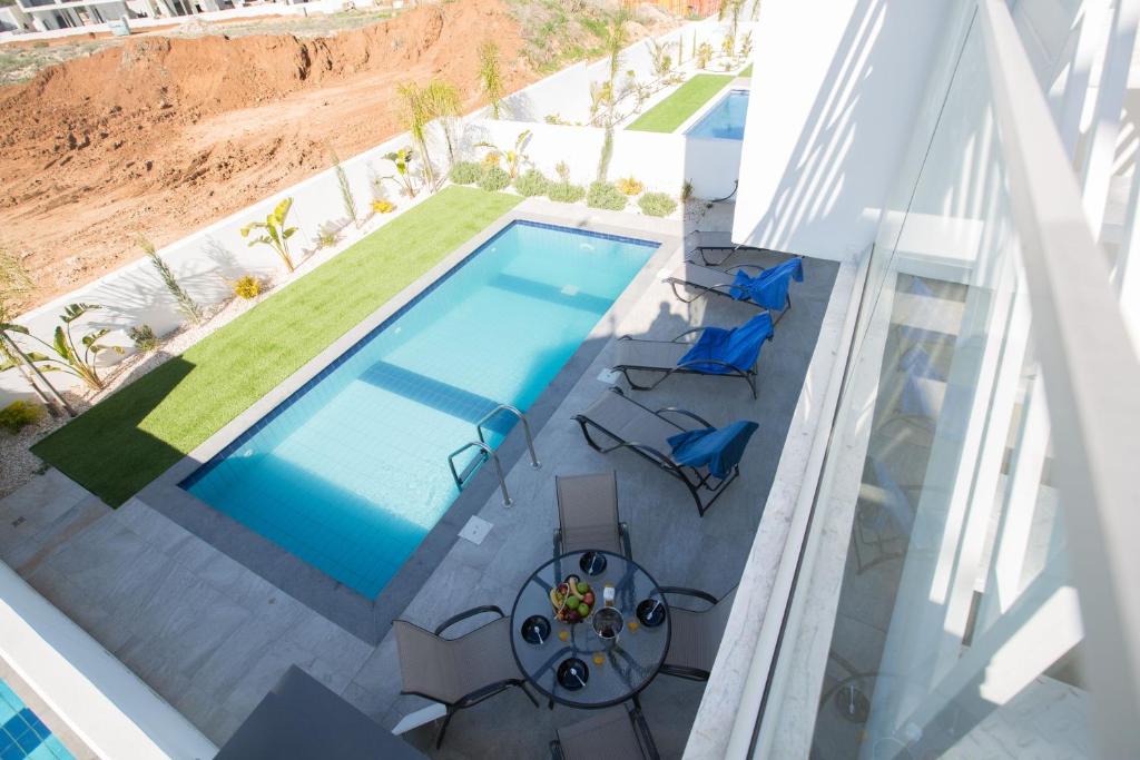 Fotografie z fotogalerie ubytování Protaras Olivine Villa Mit Pool Und Einem Dachgarten v destinaci Protaras