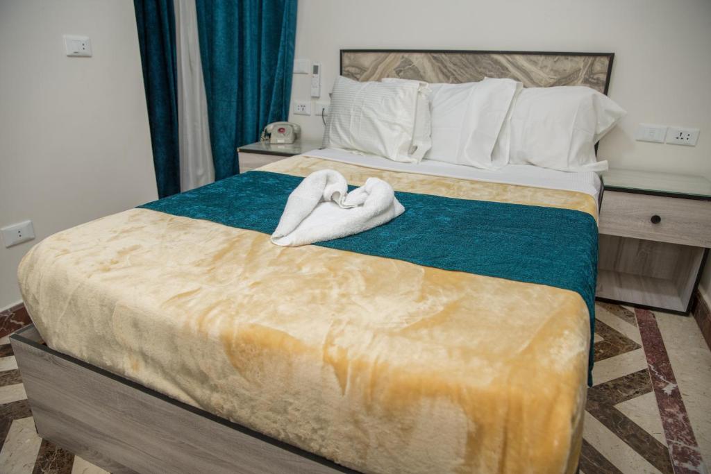 Royal Cairo Hotel - 2