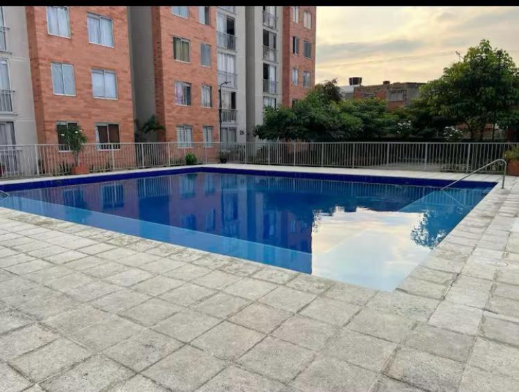 Πισίνα στο ή κοντά στο Apartamento Amoblado De Lujo En Cúcuta